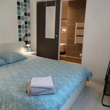 De L'isle Centre-ville - Wifi Fibre - Netflix, Disney, Amazon - Sejours Pro Chateau-Thierry