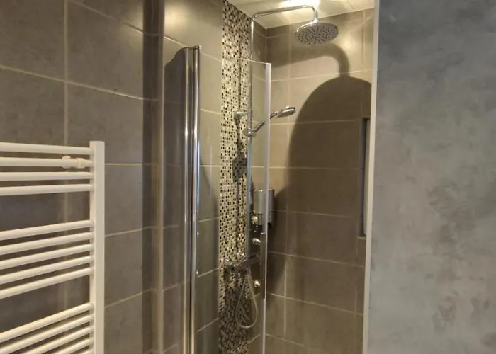 De L'isle Centre-ville - Wifi Fibre - Netflix, Disney, Amazon - Sejours Pro * Chateau-Thierry