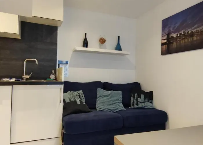 Apartment De L'isle Centre-ville - Wifi Fibre - Netflix, Disney, Amazon - Sejours Pro Chateau-Thierry