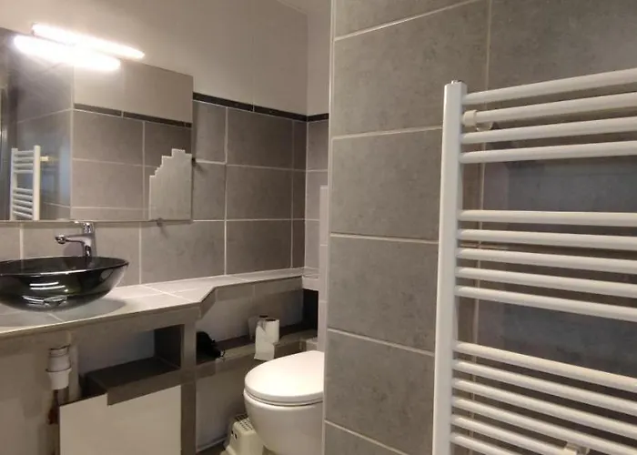 De L'isle Centre-ville - Wifi Fibre - Netflix, Disney, Amazon - Sejours Pro Chateau-Thierry